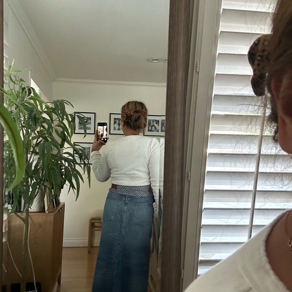 Blue Geometric Pattern Scarf with Brown Leather Belt - Picture 4 of 4